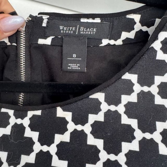 White House black market sheath dress in black and white pattern - Picture 2 of 7